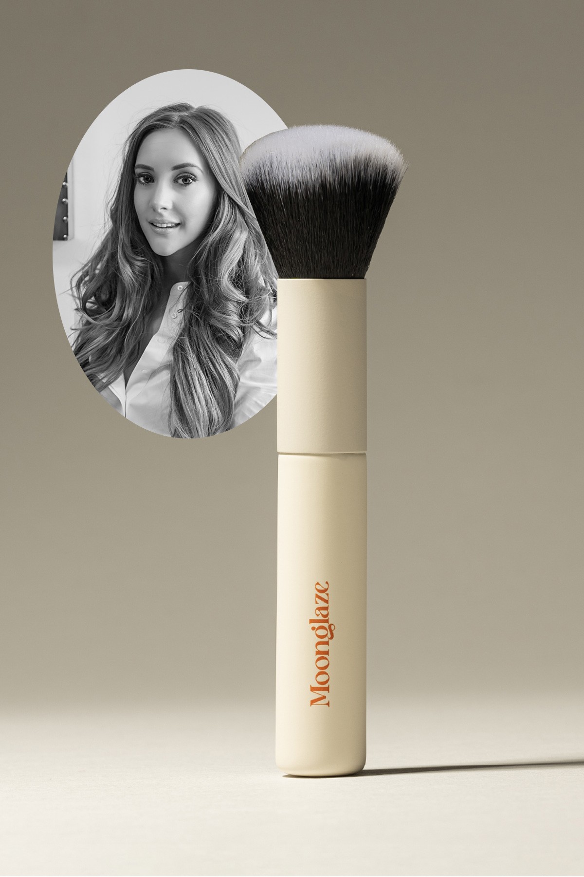 Dual-Fibre Brush, AED 150 | Moonglaze