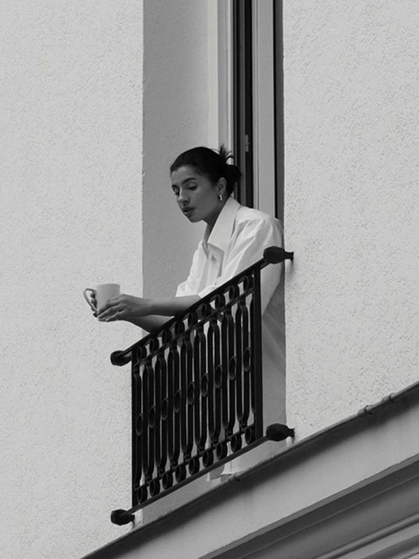 A Chic Content Creator Shares Her Capsule Wardrobe Favourites