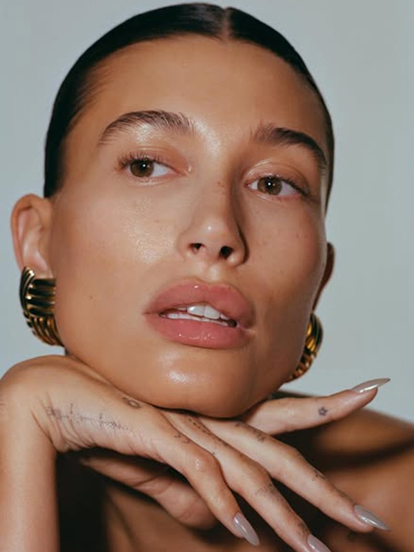 9 Beauty Products To Try For The Glazed Skin Trend