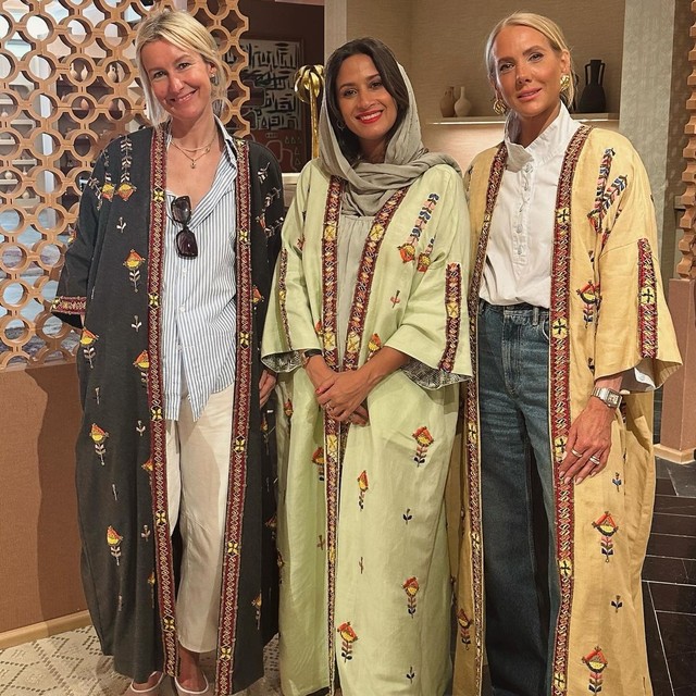 Swipe to see everything the SL ME team have been up to lately…
1. Visiting the @sitaldar boutique 