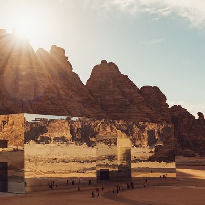 Where To Stay, Eat & What To Do In AlUla