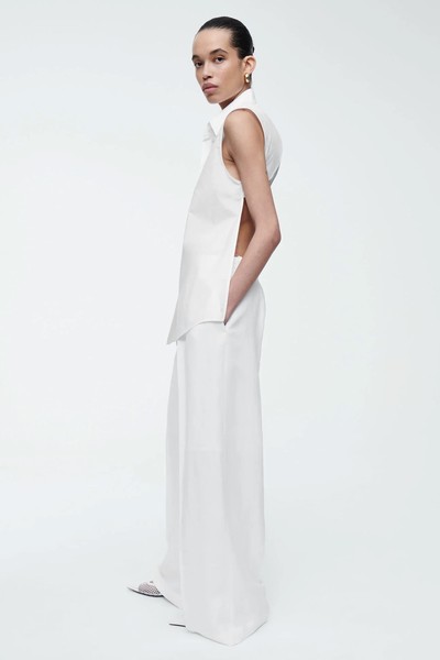 Open-Back Sleeveless Shirt