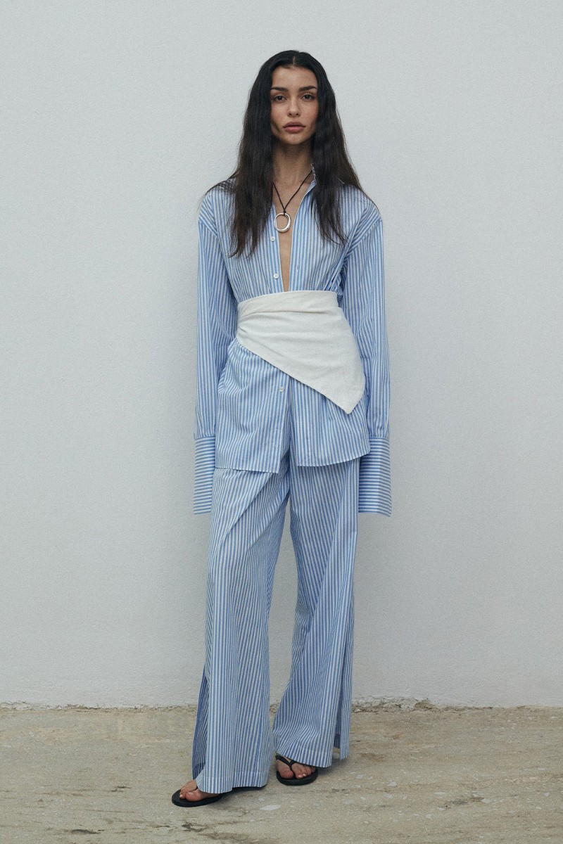 Slit Cuff Pants  from Woera