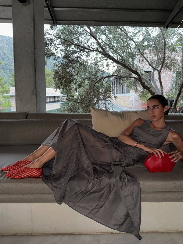 24 Chic Jelly Shoes You Need For Summer 