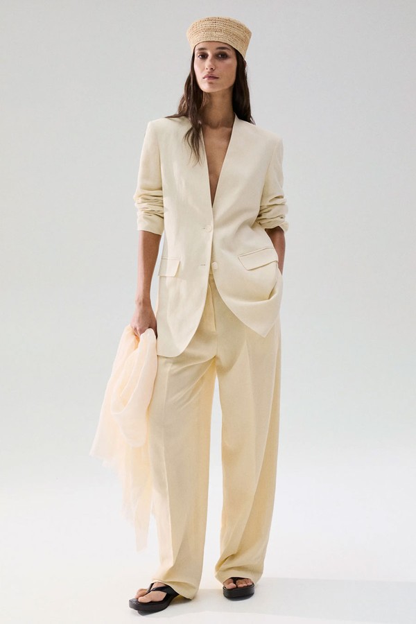 Flowing Blazer With V-Neckline from Massimo Dutti
