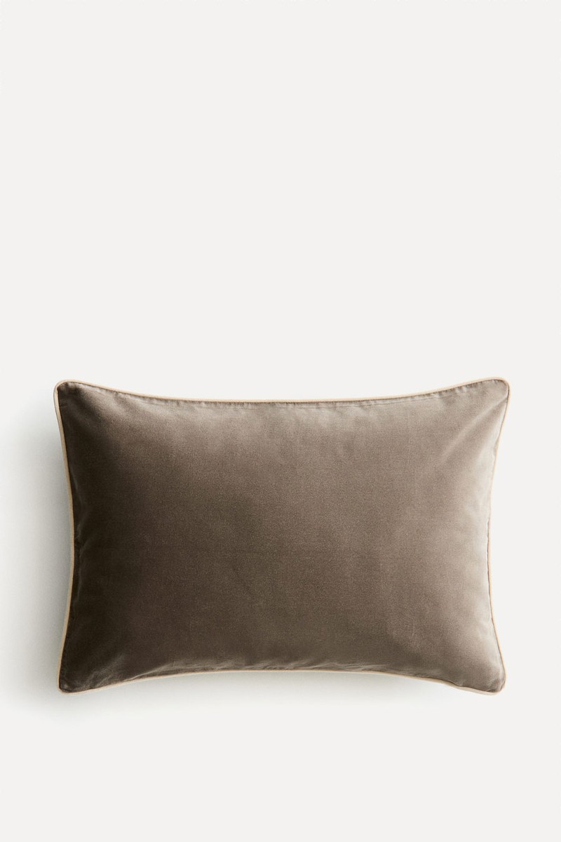 Piping-Detail Velvet Cushion Cover from H&M