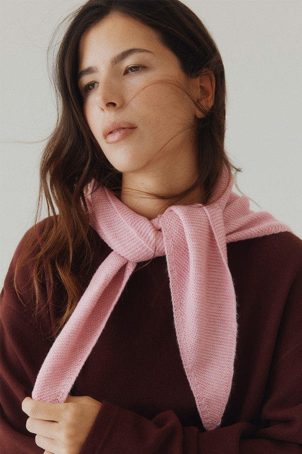 Garter-Stitched Triangle Scarf from H&M