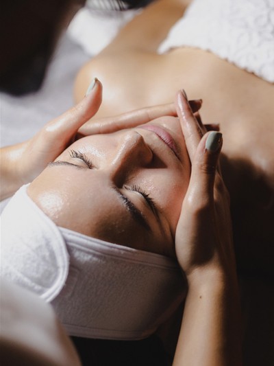 The SL Directory: HydraFacials