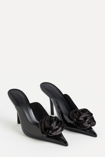 Appliquéd Heels