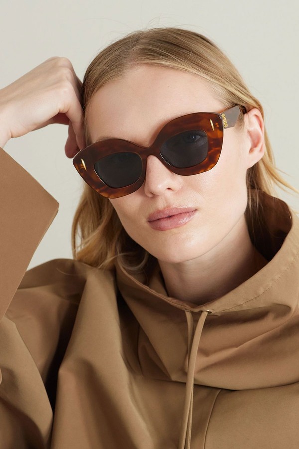 Oversized Cat-Eye Tortoiseshell Acetate Sunglasses from Loewe Eyewear