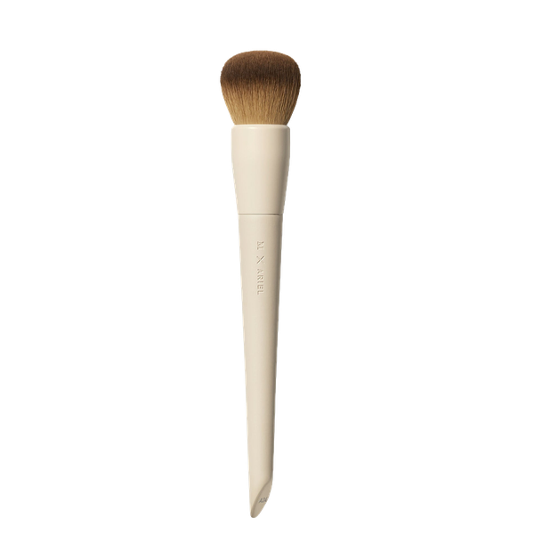Signature Foundation Brush from Morphe X Ariel