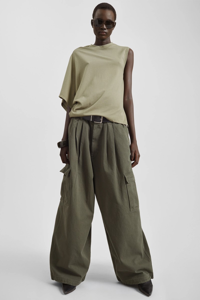 Ismere One-Sleeve Asymmetric Top