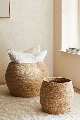Seagrass Oval Basket, AED 109