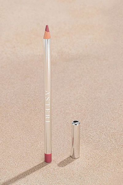 Universal Lip Liner from Asteri