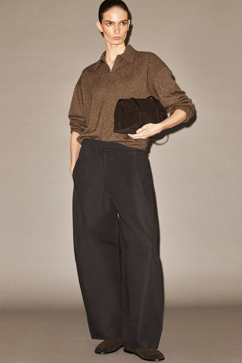 Elasticated Barrel-Leg Trousers