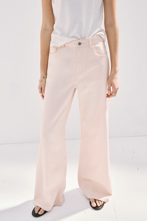 Wide Leg Mid-Rise Jeans from Mango