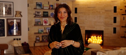 Riyadh Home Tour: Traditional Majlis, Marble Interiors & Art Collections 