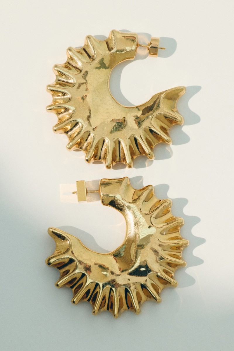 The Hippocampe Earrings from Jacquemus