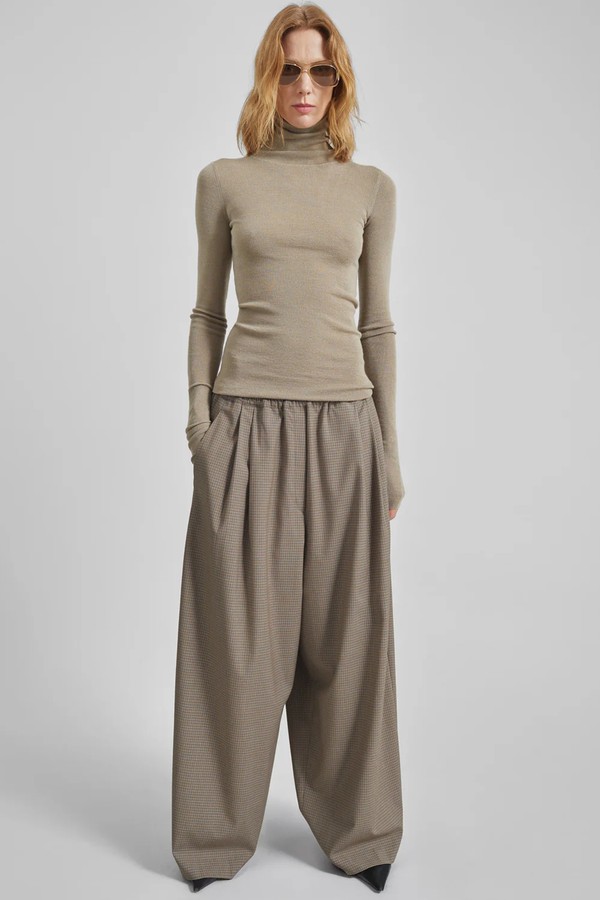 Gistel Pleated Pants