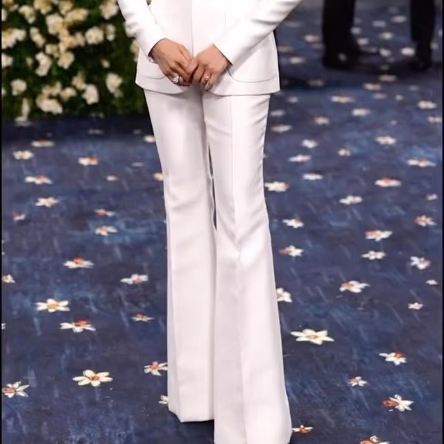 Zendaya at the Met Gala

📸 @vogueitalia