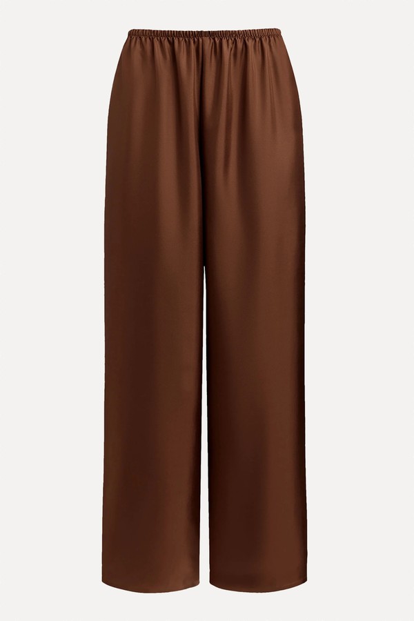 3 Cool Ways To Wear A Cape