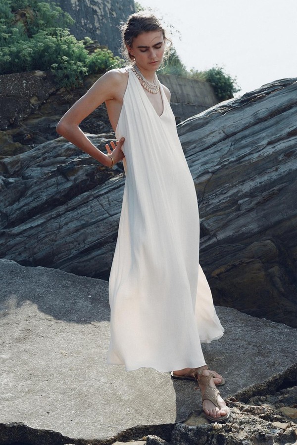 Flowing Dress With Contrast Back