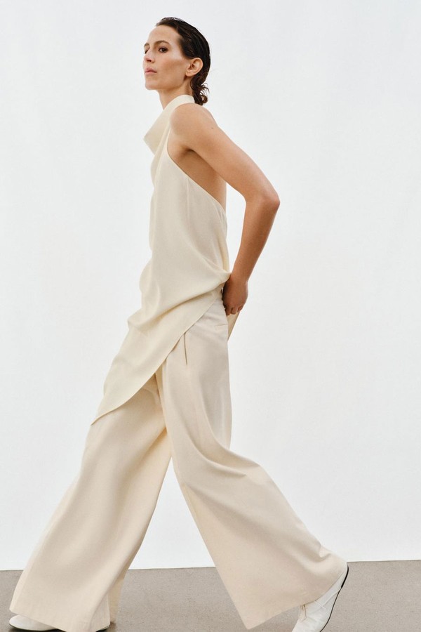 Asymmetric Top from Zara