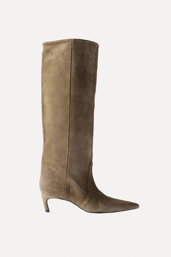 3 Cool Ways To Wear A Cape