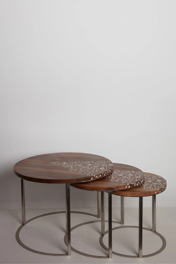 Nesting Flower Round Table