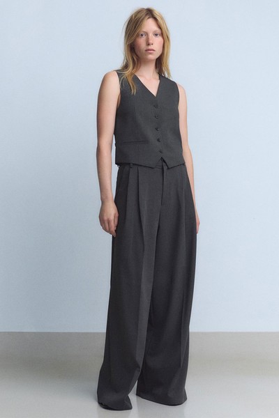 Trousers With Double Pleat