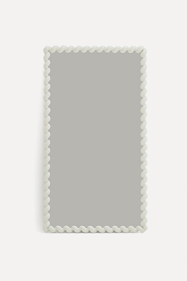 The Charli Mirror