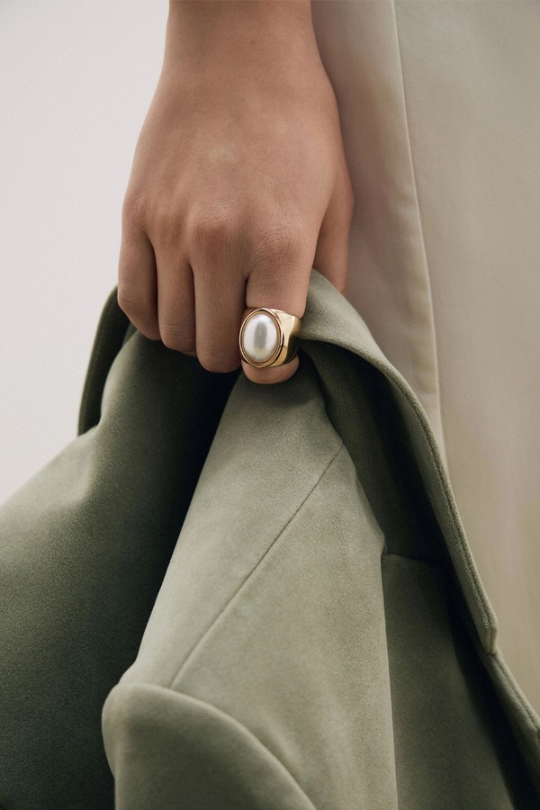 Metal Signet Ring