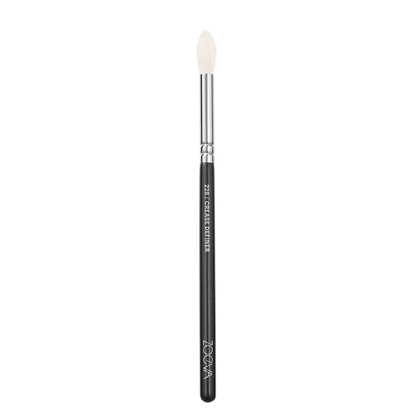 228 Crease Definer from ZOEVA