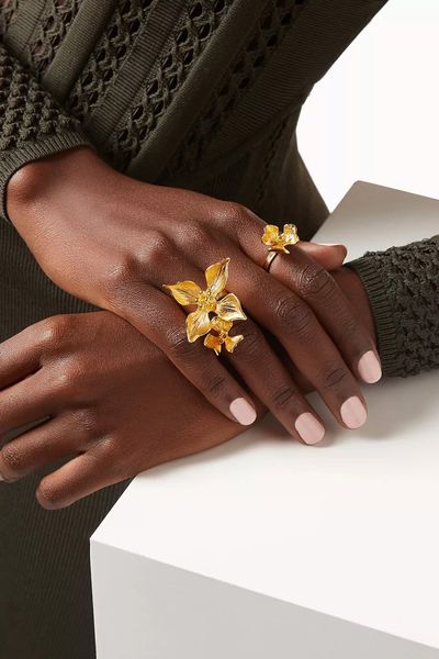 Blossom Set Of 2 Rings from Lynyer