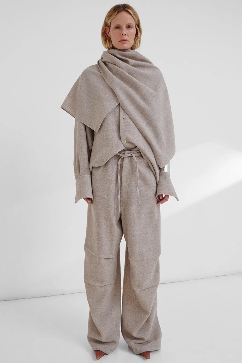 Detachable Scarf Japanese Light Wool Shirt