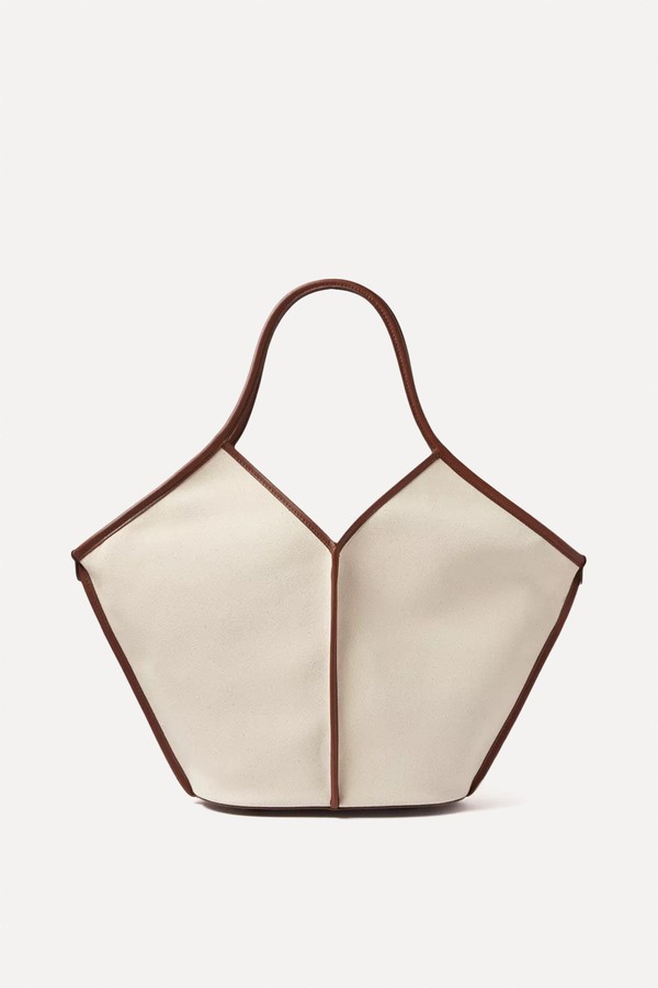 3 Cool Ways To Wear A Cape