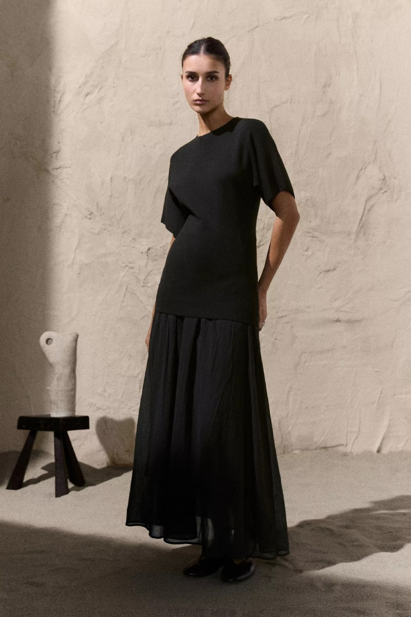 Long Contrast Short-Sleeve Dress