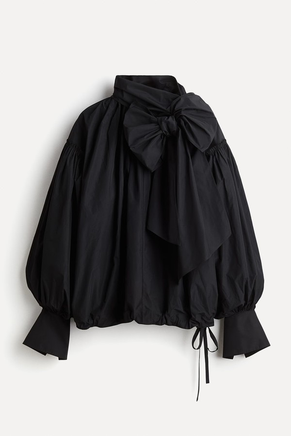 3 Cool Ways To Wear A Bow Blouse