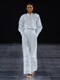 The Round Up: Pale Blue