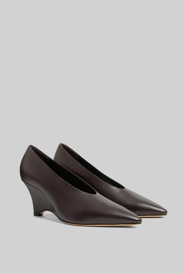 Victoria Decolette Wedges
