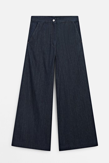 Wide-Leg High-Waist Jeans